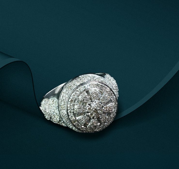 Diamond ring in Dubai